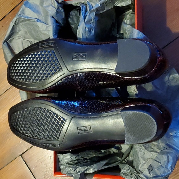 Aerosoles Subway leather reptile print slip on. Sz 9M - Picture 3 of 8